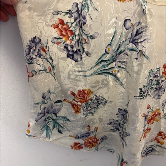 Vintage Floral Camisole in Cream and Multicolor - Picture 2 of 6